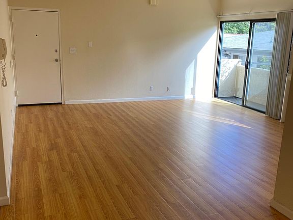 3rd image of 1911 Overland Ave APT 5