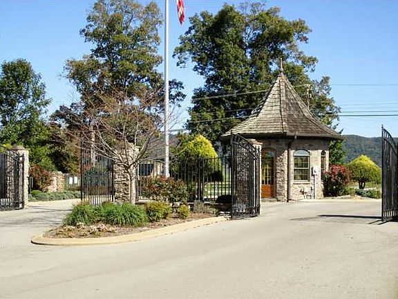 Gated entrance for safety