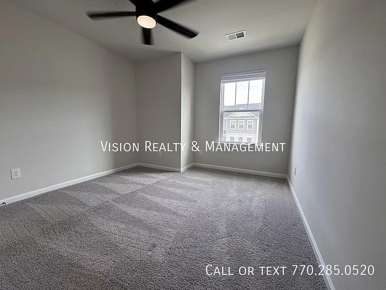 141 Winding River Dr — Photo 20