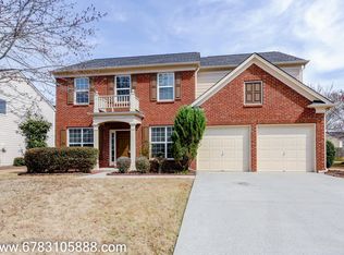 8330 Grenadier Trl, Suwanee, GA 30024