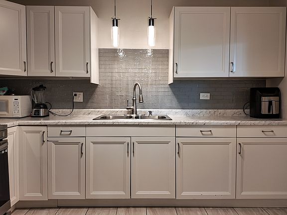 4th image of 5 E Carriageway Dr APT 201
