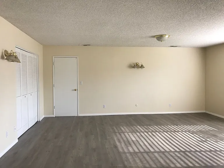 12553 Pascal Ave — Photo 3