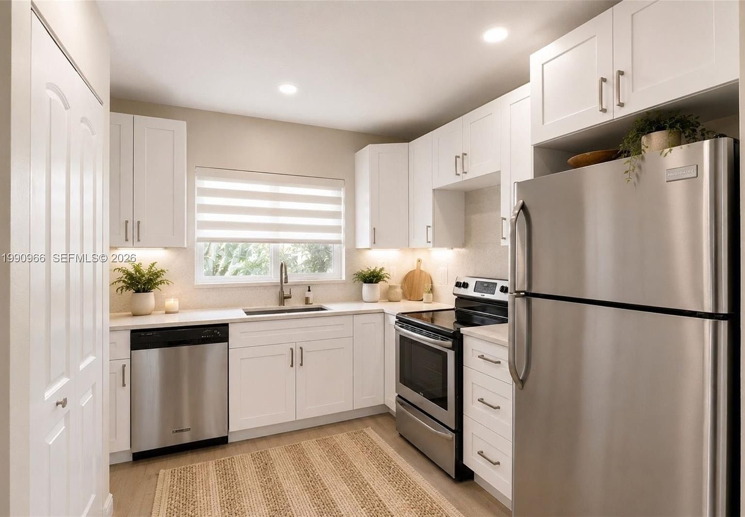 9201 Sunrise Lakes Blvd APT 304 — Sunrise Lakes Phase IV Golf Course