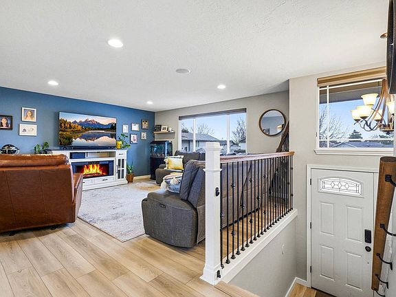 2nd image of 8109 W Entiat Pl