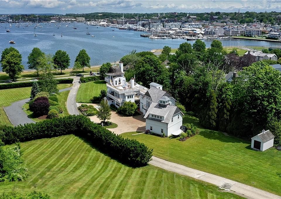 1st image of 2 Harbor View Dr