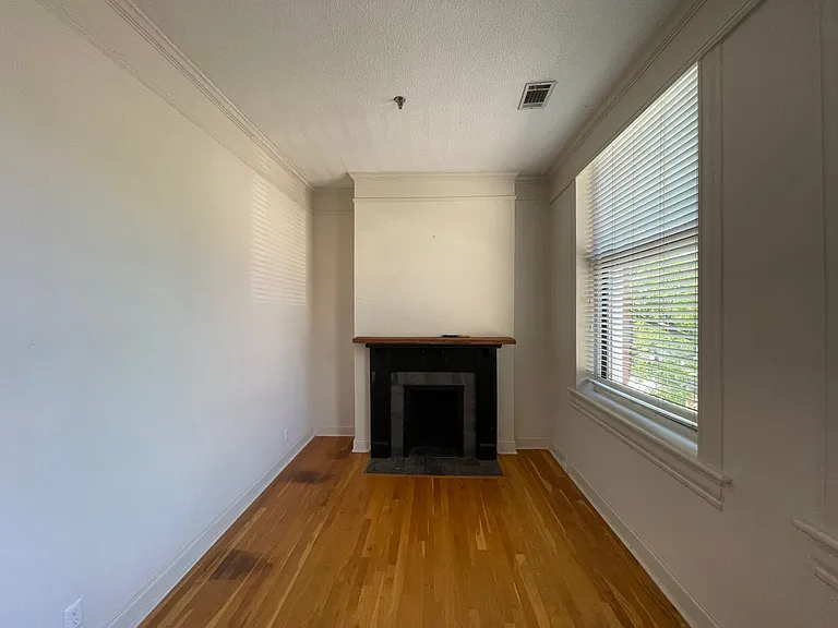 587 Cherry St #3 — Photo 3