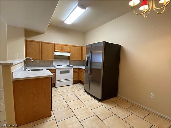 5th image of 2030 Rancho Lake Dr Unit 102