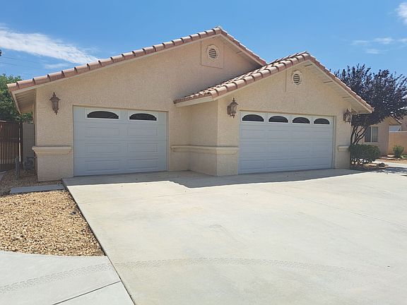 5th image of 57825 Carlyle Dr