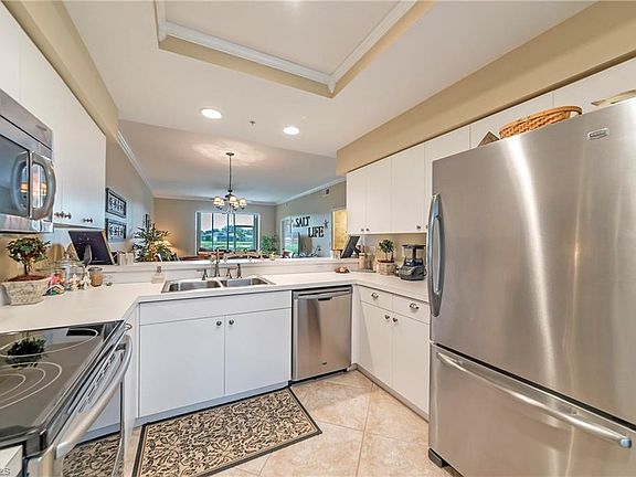 5th image of 26490 Sunderland Dr Unit 1105