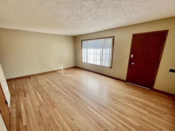 3rd image of 2115-2121 NE 20th Ave #2115