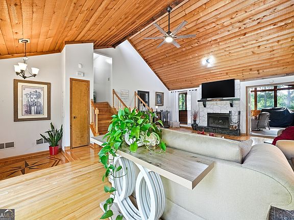 3rd image of 2184 Deep Woods Way