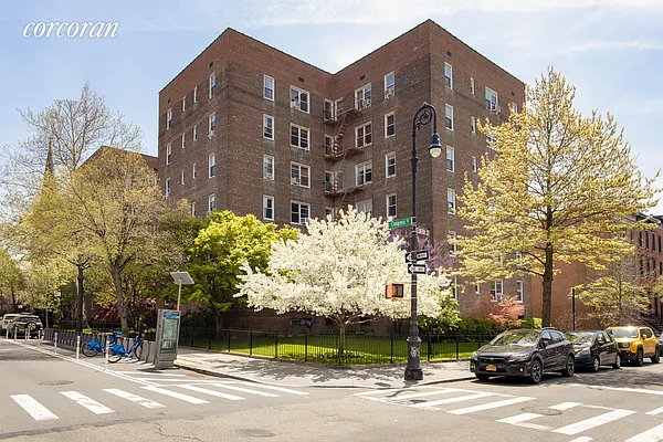 Sold by Corcoran | media 23