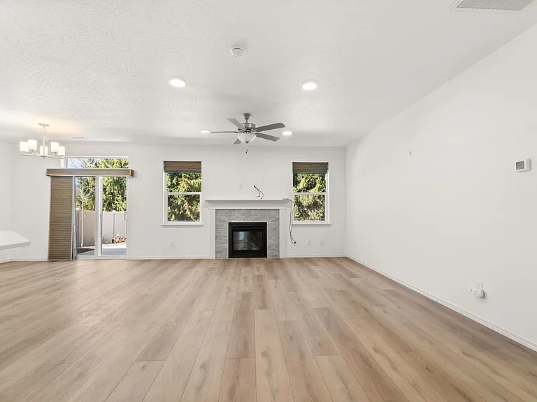 8581 N Orchard Ln — Photo 12