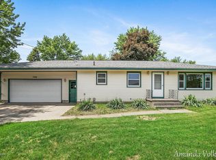 7569 Louise Ave, Jenison, MI 49428