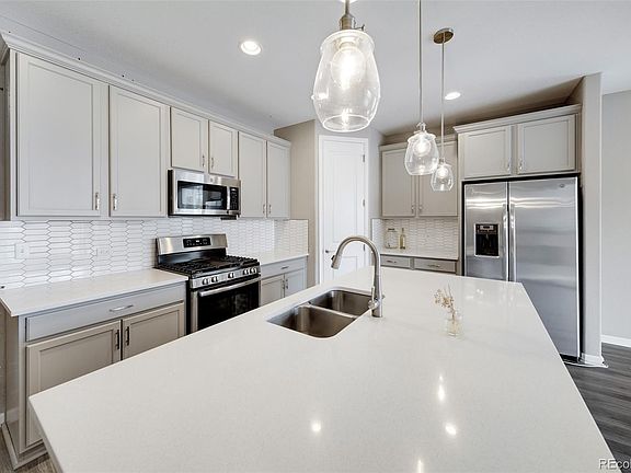 4th image of 17997 E 99th Avenue
