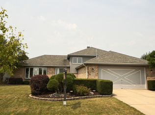 16630 Henry Ln, Tinley Park, IL 60477