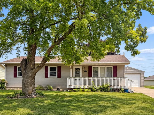 2310 Highland Dr, Webster City, IA 50595