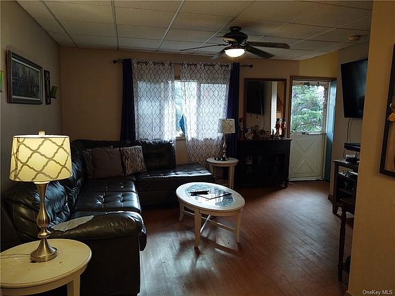 4th image of 18 Homestead Ave