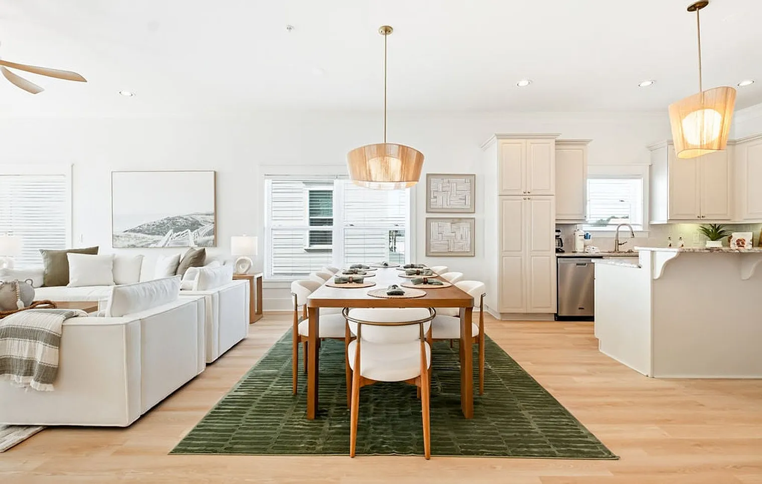 5 bed, 4.0 bath, 2777 sqft, $3,451 — Photo 4