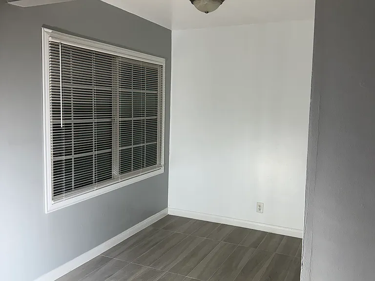 10719 Woodbine St #6 — Photo 7