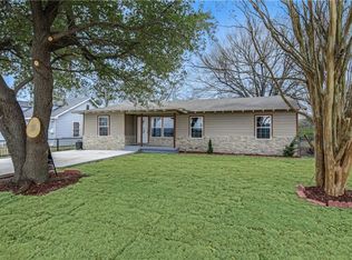 4425 Trippie St, Lancaster, TX 75134