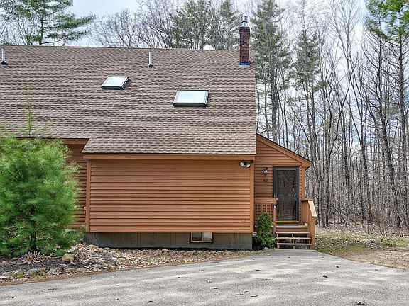 3rd image of 43 Fox Run Road