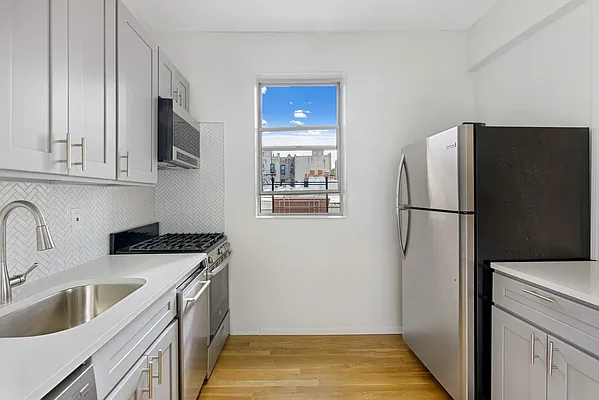 Rented by Compass | media 2