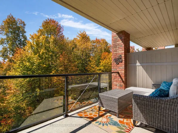 43 Ferndale Dr S Unit 302, Barrie, ON L4N 5W6