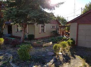 76432 Alder St, Oakridge, OR 97463