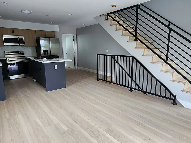 5729 Klump Ave — Photo 14