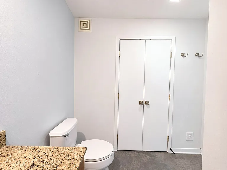 1001 Belleview St #103 — Photo 19