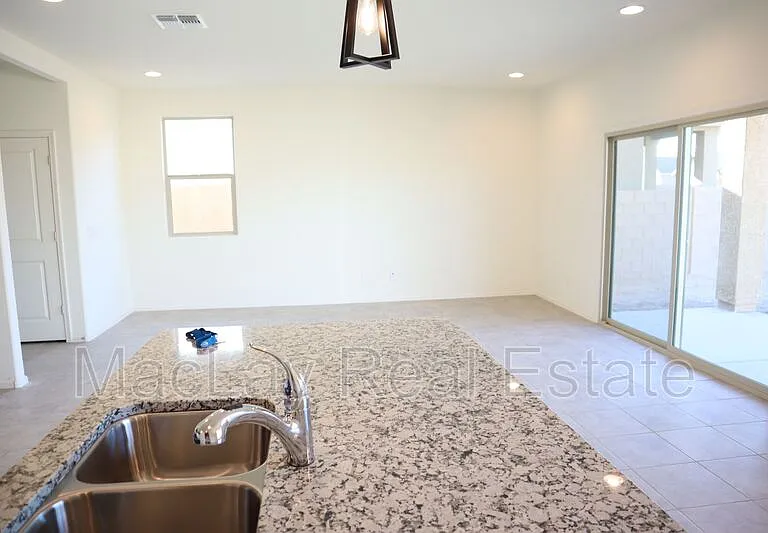 10676 W Golson Dr — Photo 10