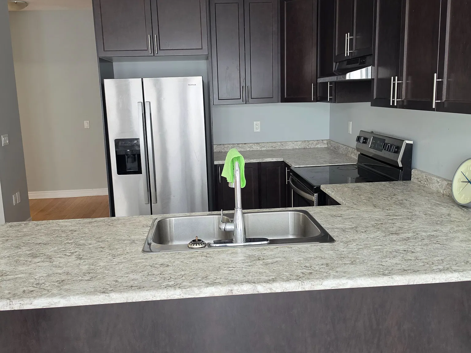 4 bed, $2,650 — Photo 3