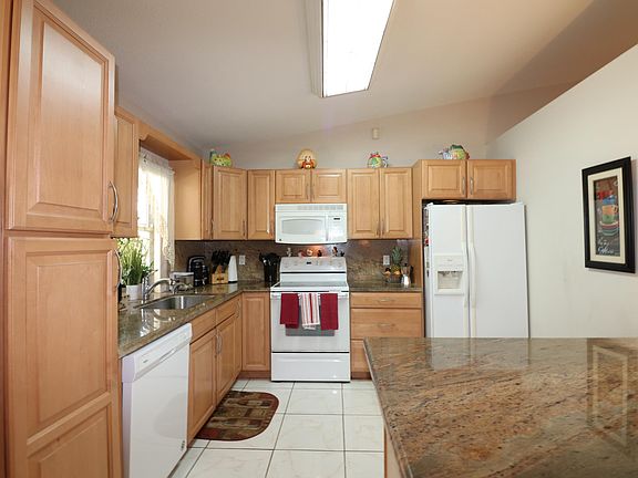 4th image of 2569 NW 123rd Ave
