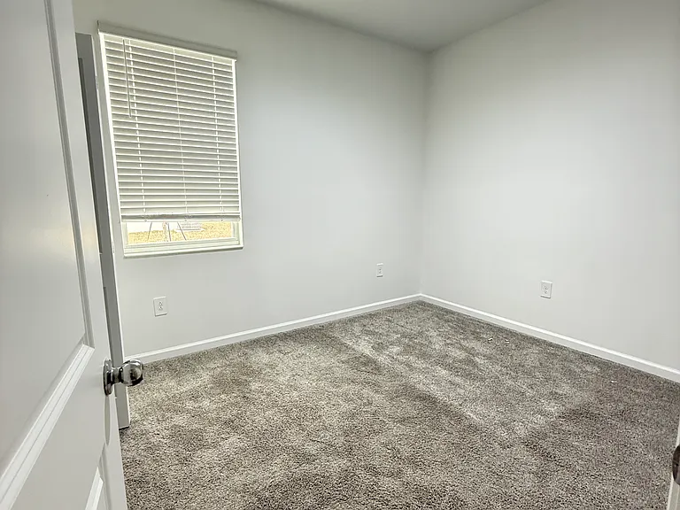 1743 Foreman Rd — Photo 11