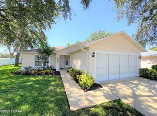 613 Clairmont Ln, South Daytona, FL 32119