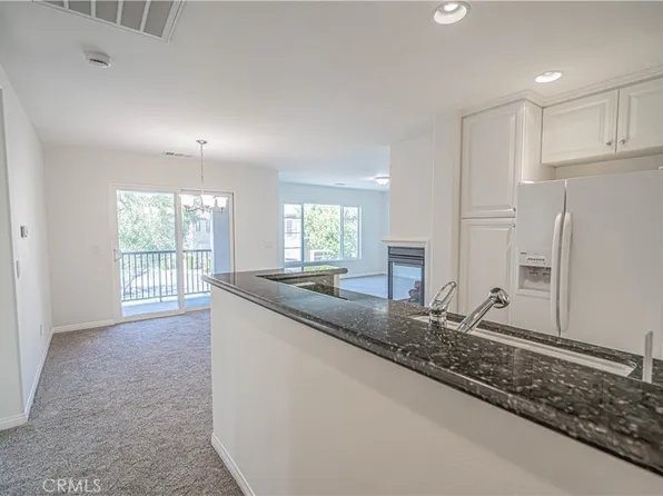 19380 Laroda Ln, Santa Clarita, CA 91350