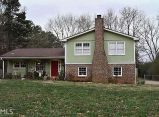 1367 Cotton Creek Dr, Lawrenceville, GA