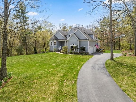 2nd image of 22 Mystic Valley Ln
