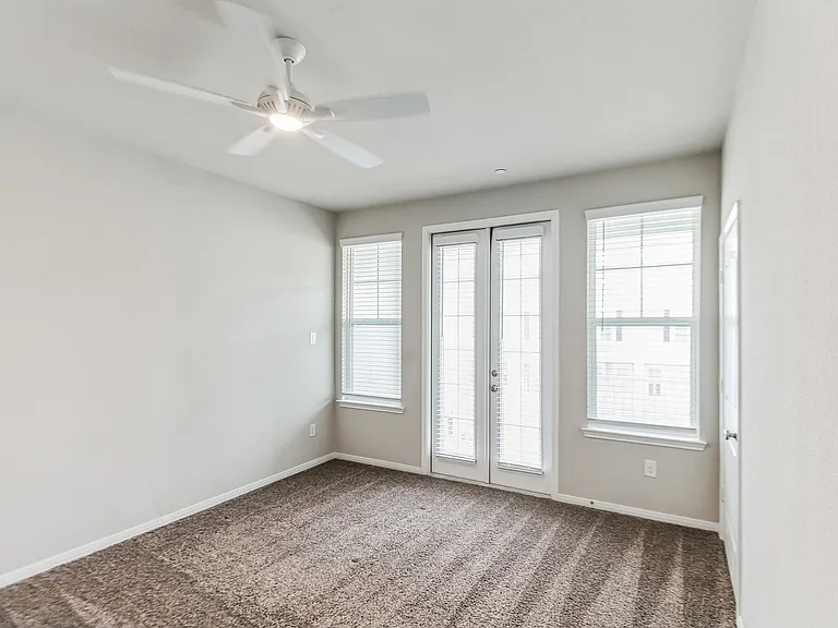 2716 Veranda Fls — Photo 15