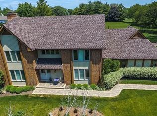 151 Goldeneye Ln, Bloomingdale, IL 60108