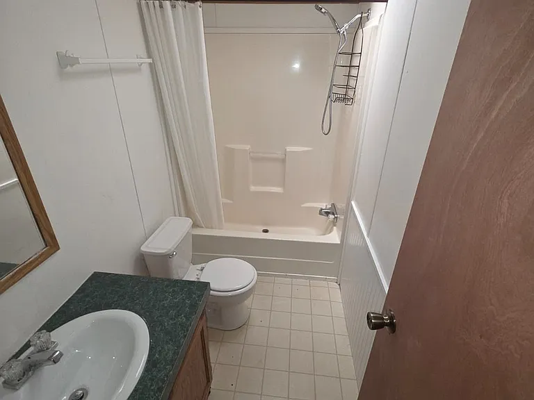 905 W 37th Ave #6 — Photo 12