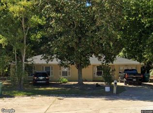 2207 Chestwood Dr, Gautier, MS 39553