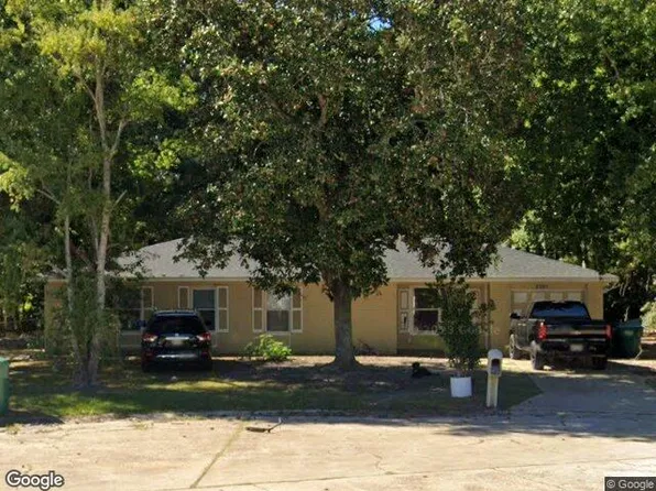 2207 Chestwood Dr, Gautier, MS 39553