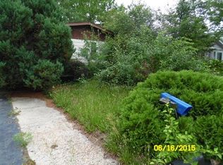 18 Deer Way, Manalapan, NJ