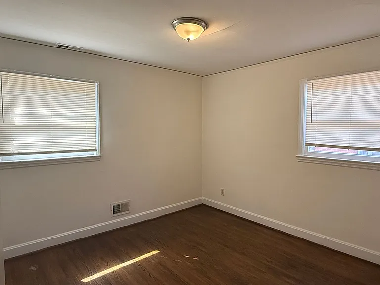 3104 Creighton Dr — Photo 7