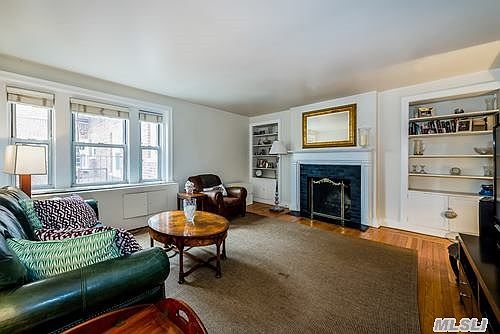 5th image of 223 7th St APT 2H