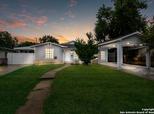 650 Edgebrook Ln, San Antonio, TX 78213