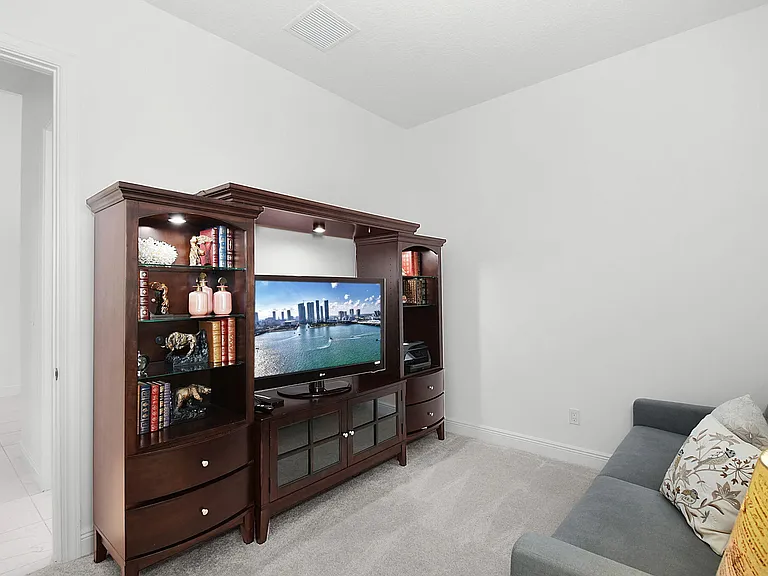 9084 SW Arco Way — Photo 17