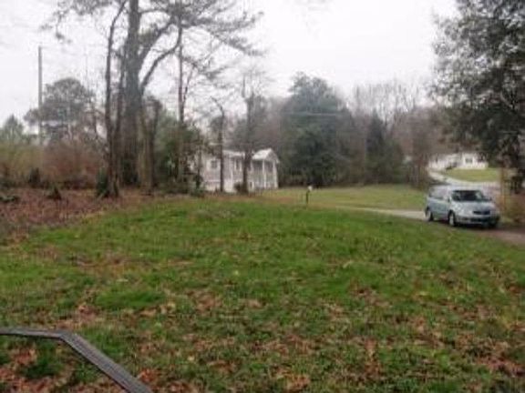 5th image of 915 S Chilhowee Dr